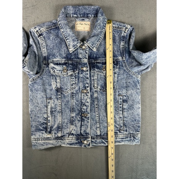 We The Free Free People Rumors Denim Jacket Acid Wash NWOT Size M - Picture 6 of 6
